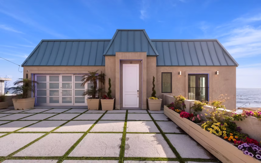 modern stylish apartment living room Los Angeles