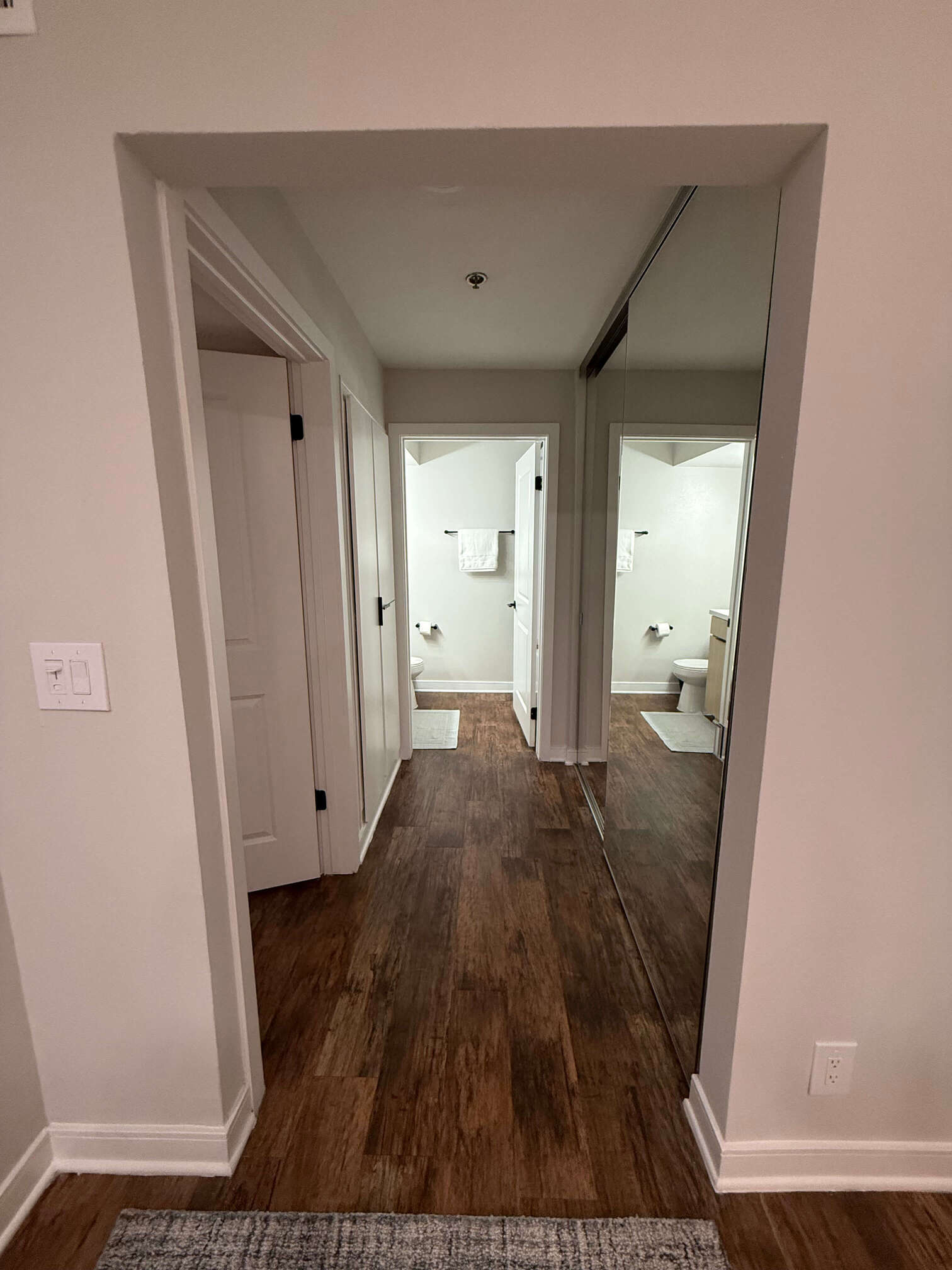 modern furnished rental apartment in Los Angeles