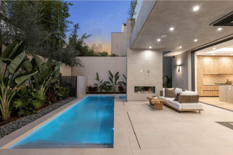 stylish furnished apartment living area in Los Angeles